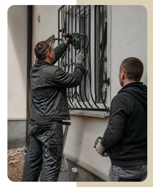 Установка наружных решеток в Керчи от 5004 р. | Дверной